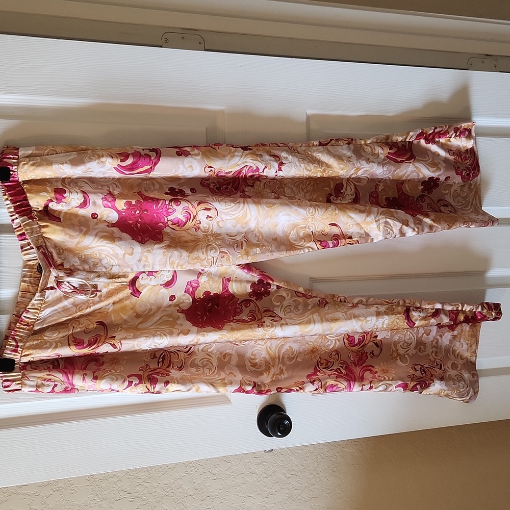 Soma Gold, Cream, And Pink Swirl Pattern Pajama Pants, XL